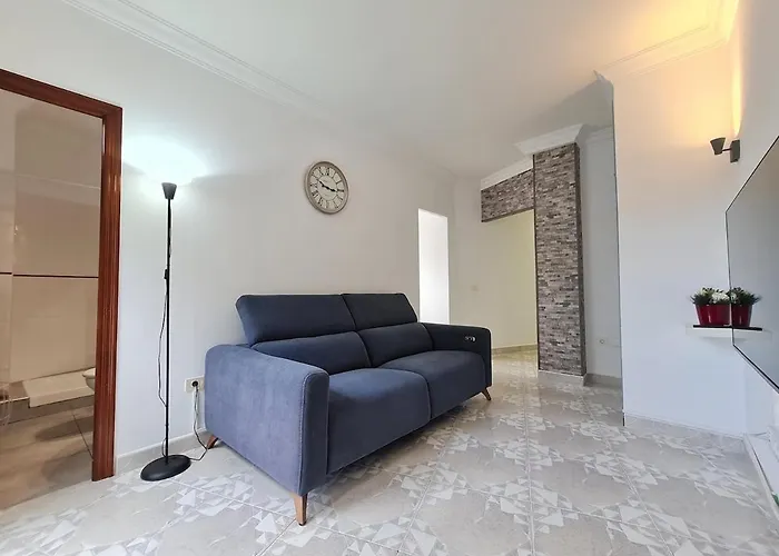 Old Town Cathedral Vv